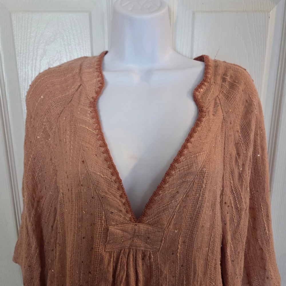 Free People Terracotta Sequin Embroidered V-Neck Boho Tunic Top L Rose Blouse - Picture 3 of 7